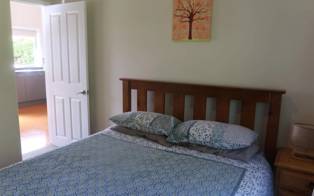 Cosy Nights - modern, self-contained with parking