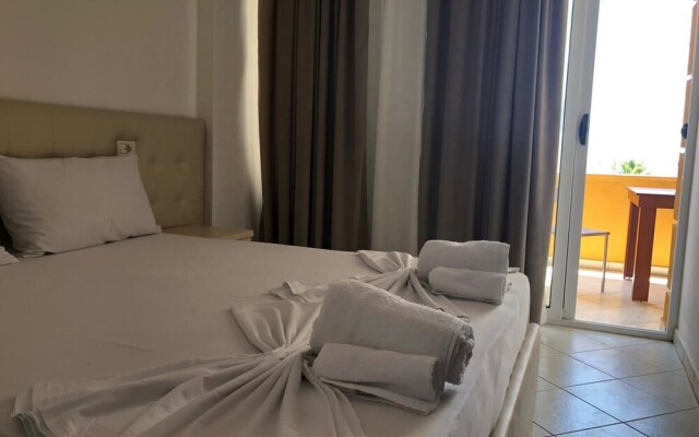 Seaview Apartment