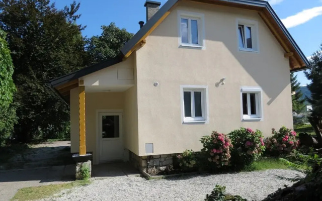 Pretty Holiday Home in Bodensdorf am Ossiacher See