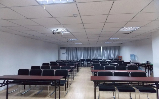 Motel168 Qingdao Licun Fengshan Road