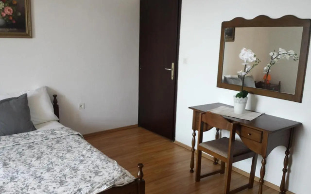 Apartments Villa Mungos