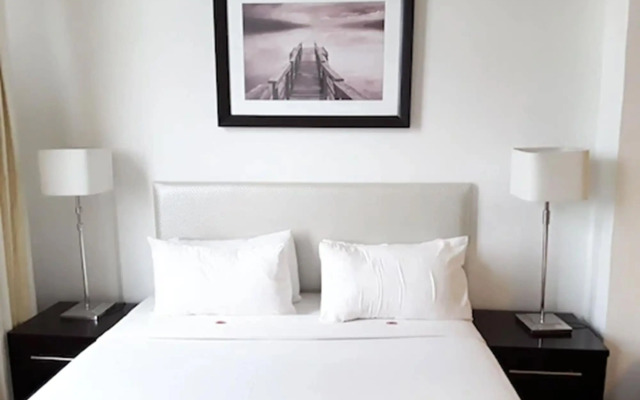 Parade Hotel