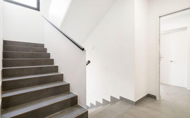 dobohomes - EG13