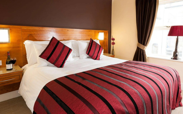 Clew Bay Hotel