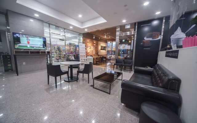 The Venezia Suite Hotel