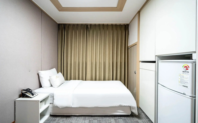 Residence Hotel LINE
