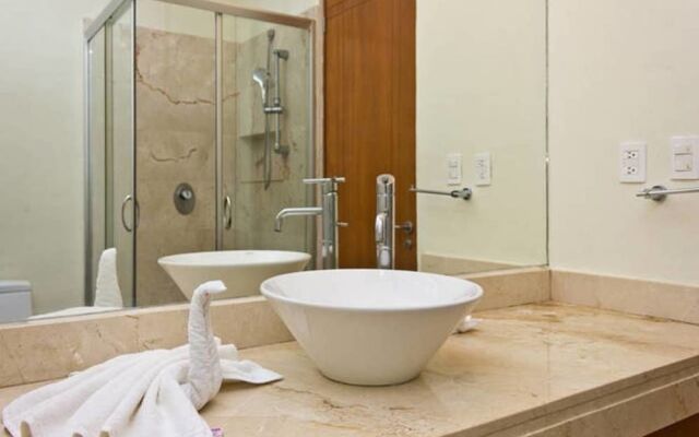 Golf Condominium by ChezPlaya