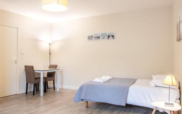 LE 12 CARNOT - Sérénité assurée dans ce grand studio