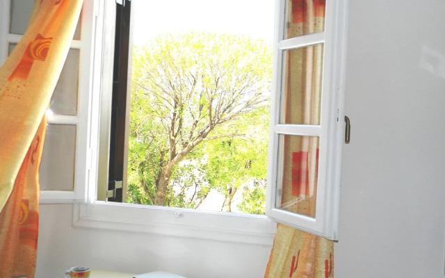 Faros Villa small hotel & restaurant