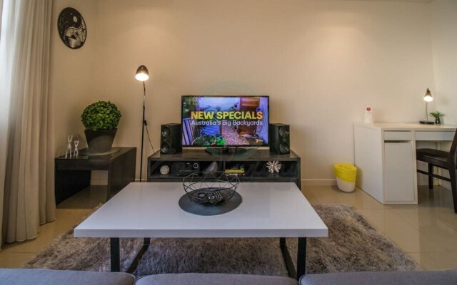 Zen by the Ocean - 1 BR Executive Apt