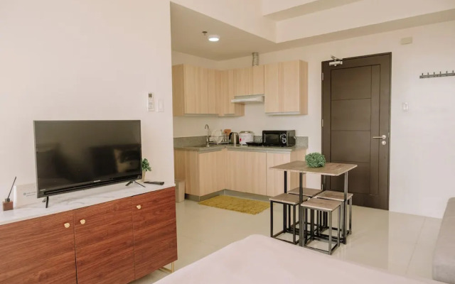 Your Serene City Hideaway