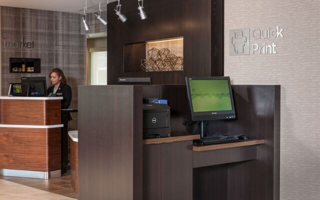 Courtyard by Marriott Boston Littleton