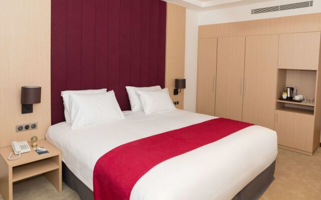 Golden Tulip Royaume