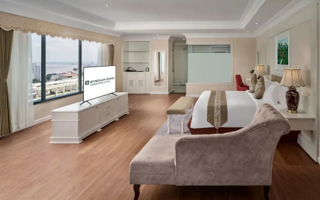 Wyndham Grand Phnom Penh Capital