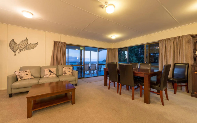 By the Bay Beachfront Apartments
