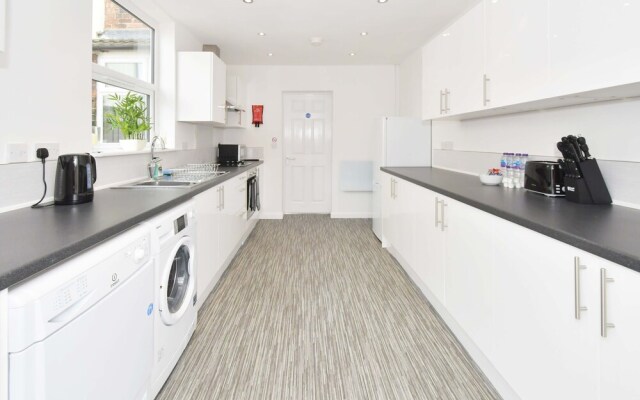Townhouse @ 86 Brooklyn Street Crewe