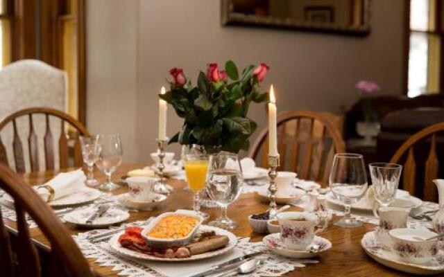 Hatfield House on Hibernia