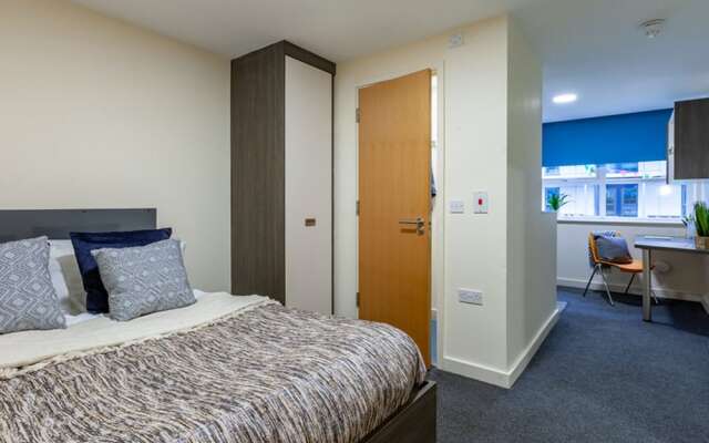 Rooms & Studios for STUDENTS Only BOLTON