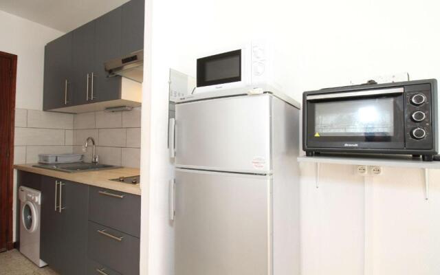 Appartement Balaruc-les-Bains, 1 pièce, 2 personnes - FR-1-553-121