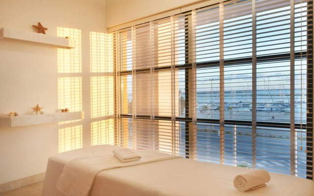 Real Marina Hotel & Spa