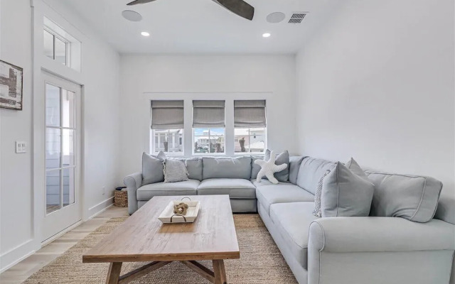 Southern Sandcastle 129 STA