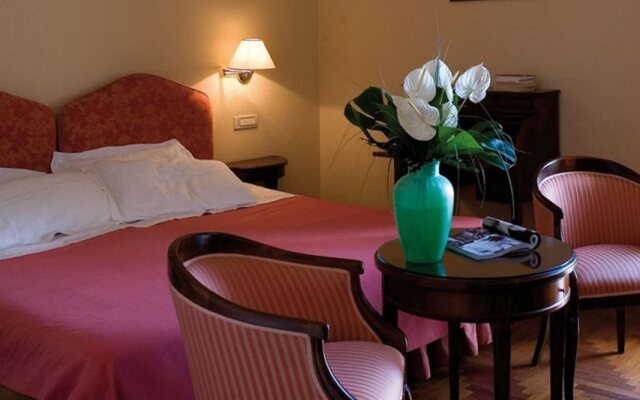 Hotel Plaza e de Russie