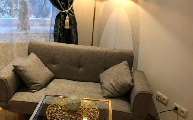 Flair and Design Apartment!