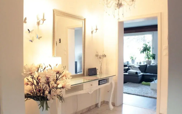 Home Suite Home