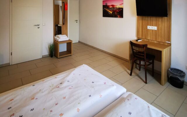 Gap Hotel Event & more