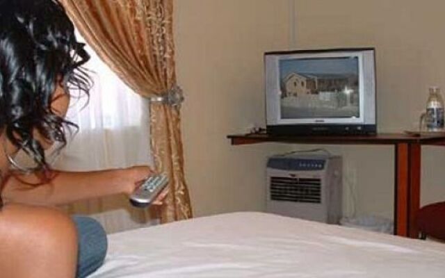 Maqalika Guest House