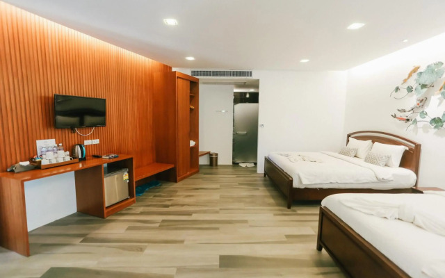 Phranang Place Hotel