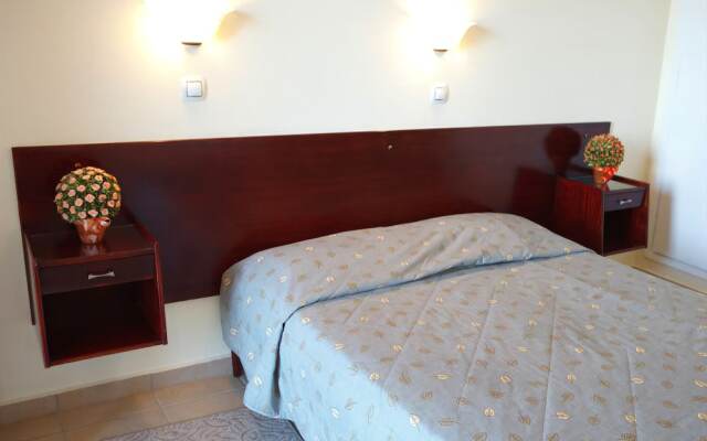 Hotel Kyani Akti & Angelos Apartments