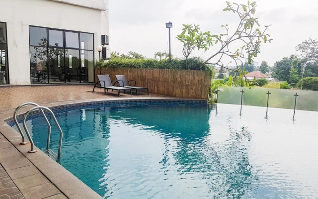 Sleek 2BR at Serpong Greenview Apartment near BSD