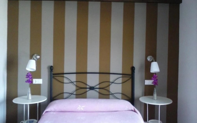 Hostal Restaurante Parajes