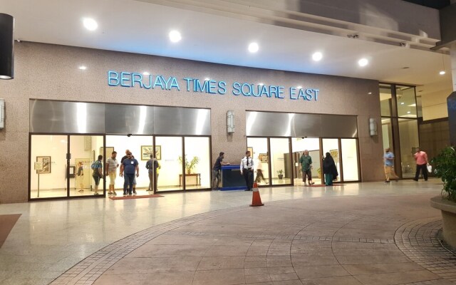 Bintang Service Suite at Times Square