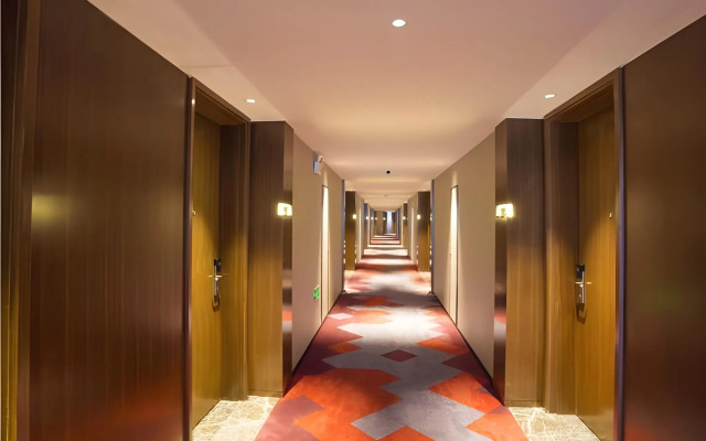 Borrman Hotel Nanning Railway Station