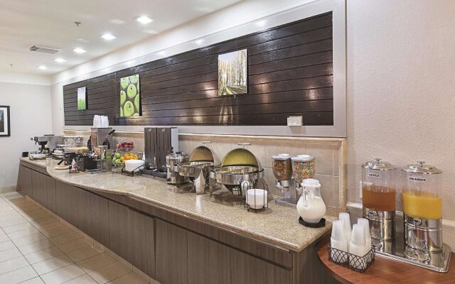 Kemah Edgewater Hotel, SureStay Collection by Best Western