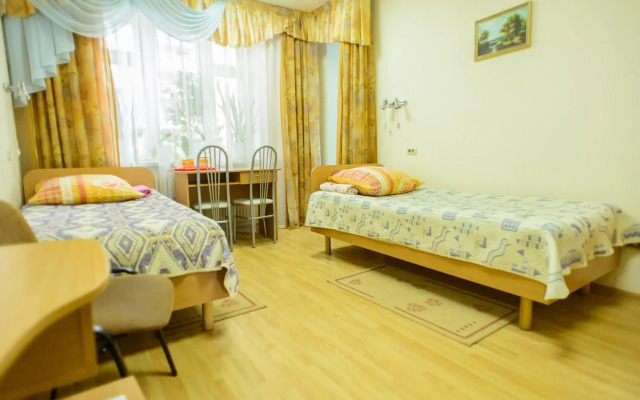 Kurazh Hotel