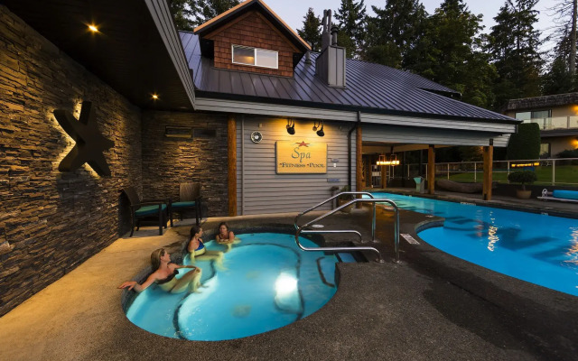 Kingfisher Oceanside Resort and Spa