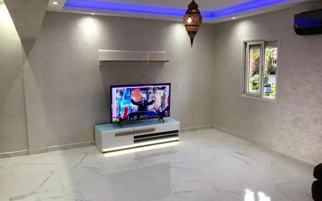 Riad 3 Bedroom Residential With Pool Next Medina