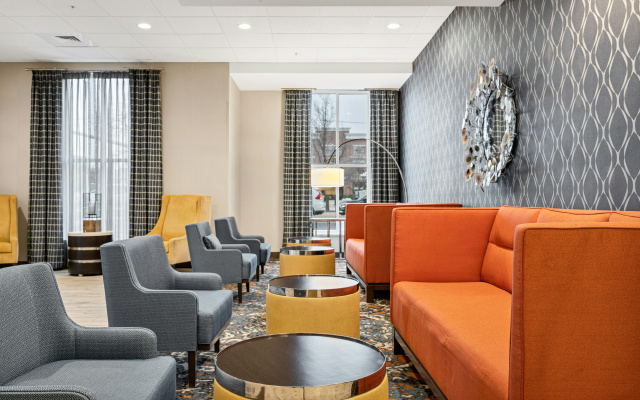 Hampton Inn & Suites Logan