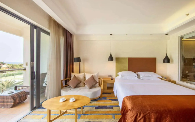 Days Hotel and Suites Yangjiang