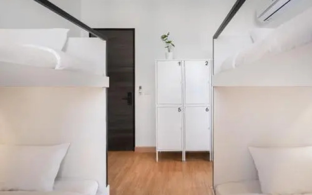 CASA BLANCA Dusit - Hostel