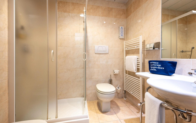 La Villa, Sure Hotel Collection by Best Western