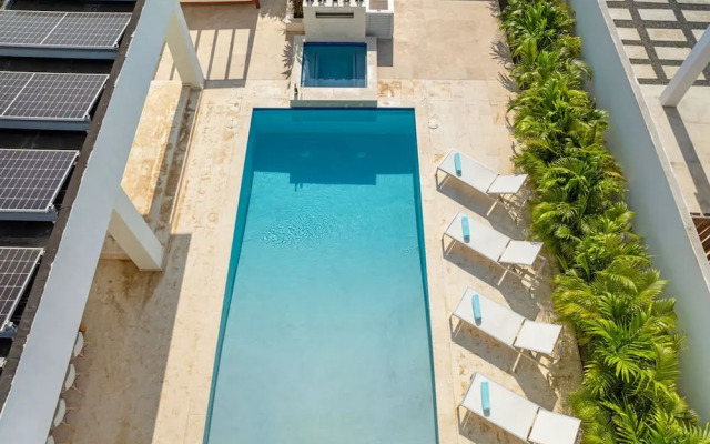 NEW Modern Villa Jacuzzi Pvt Pool Close2beach