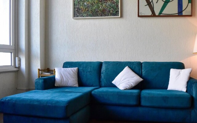 Easy Welcome Kosmopolitan