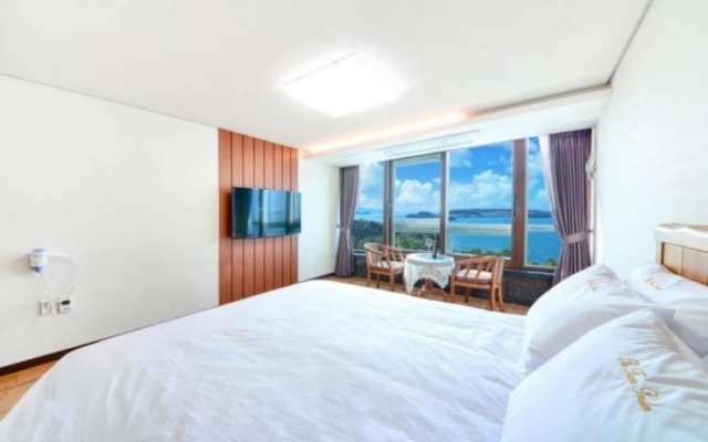 Yeosu The Raon Pension