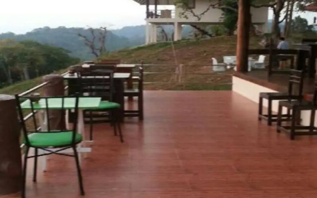 Lamai Koh Phayam Resort