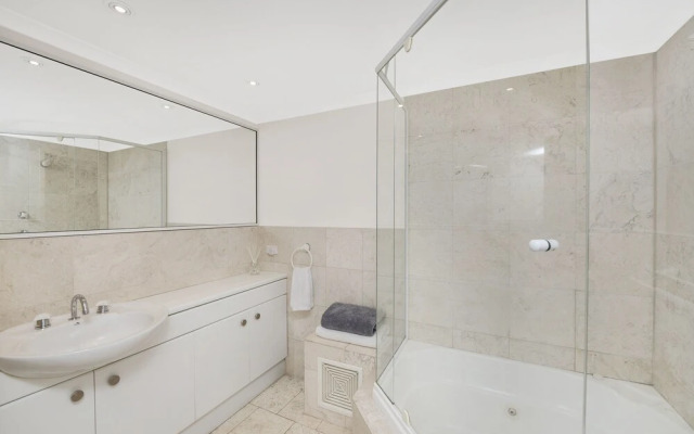 Accommodate Canberra - The Summit