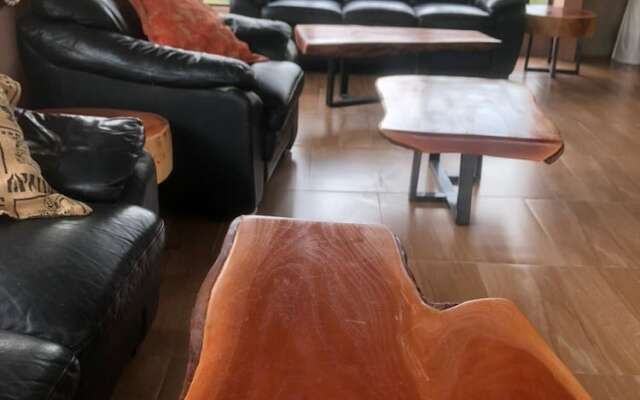 1 bed Apartment in Mount Pleasant Heights - 2013